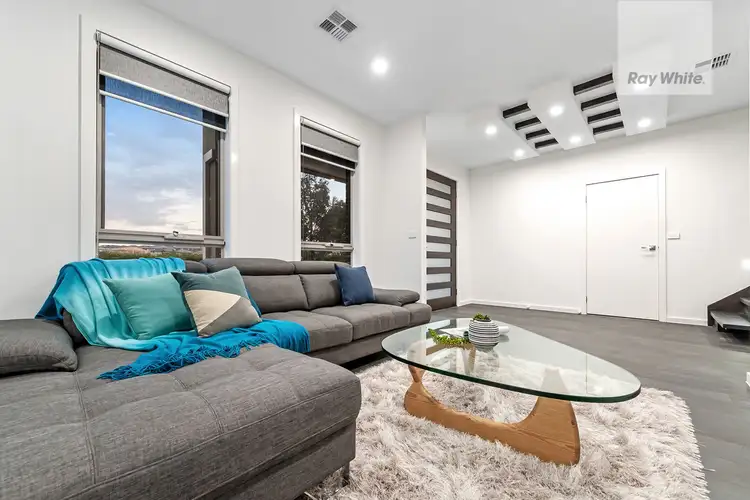 Fifth view of Homely house listing, 5 Freshwater Drive, Craigieburn VIC 3064