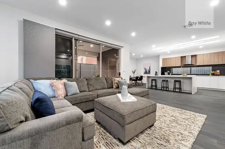 Seventh view of Homely house listing, 5 Freshwater Drive, Craigieburn VIC 3064