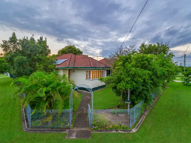2 Westhoff Road, Northgate QLD 4013