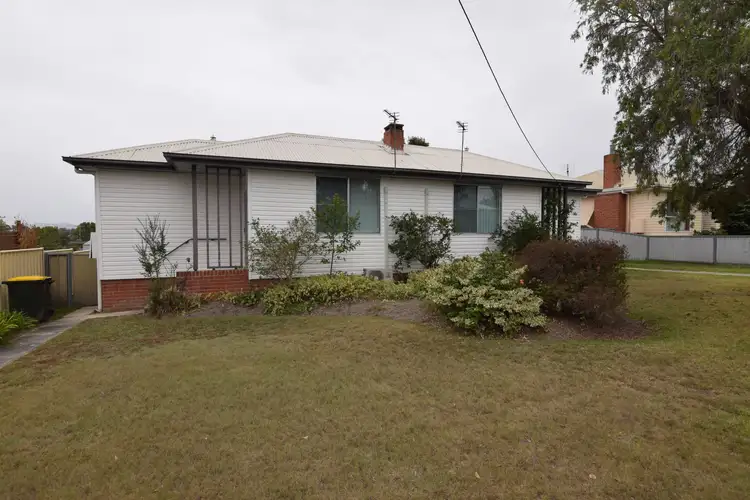 106 Douglas Street, Tenterfield NSW 2372
