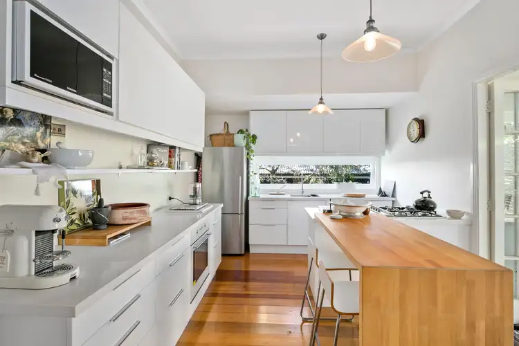 32 Beatrice Street, Hawthorne QLD 4171