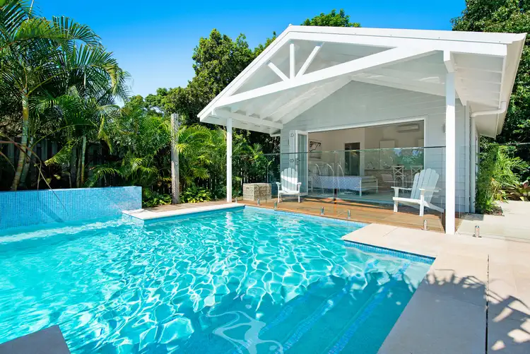 Second view of Homely house listing, 15 Timana Avenue, Mermaid Waters QLD 4218
