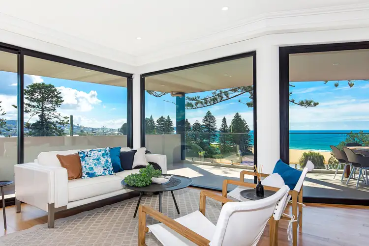 2/1 Ena Street, Terrigal NSW 2260