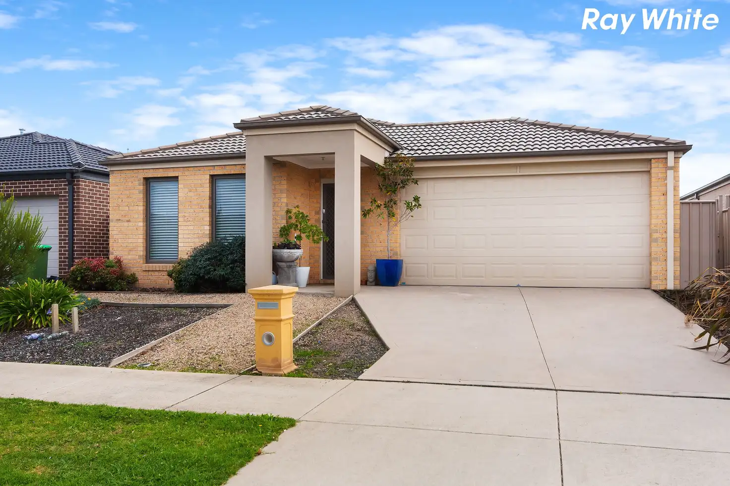 Main view of Homely house listing, 38 Inspiration Circuit, Pakenham VIC 3810