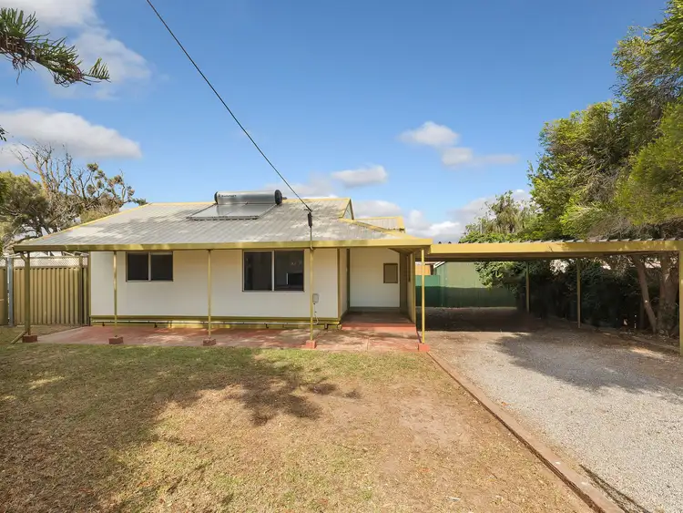 2 M.G Place, Port Willunga SA 5173
