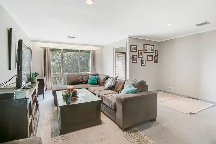 Second view of Homely house listing, 7 Glenora Court, Frankston VIC 3199