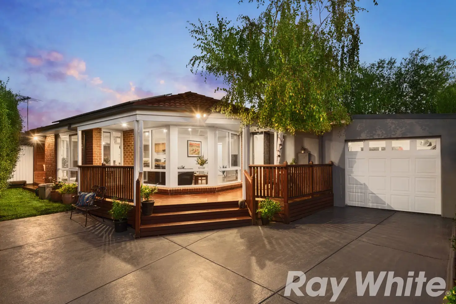 Main view of Homely unit listing, 2/18 Widdop Crescent, Hampton East VIC 3188