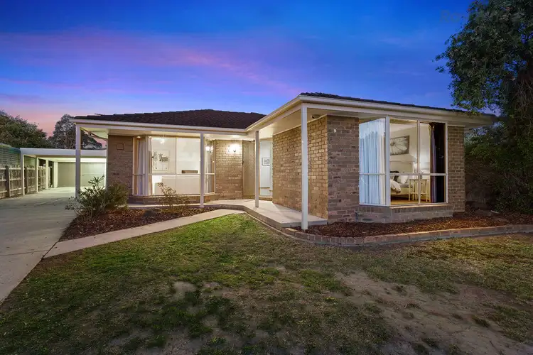16 Marson Court, Pakenham VIC 3810