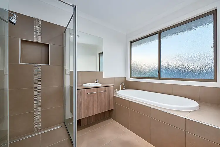 Sixth view of Homely townhouse listing, 17 Albert Street, Mordialloc VIC 3195