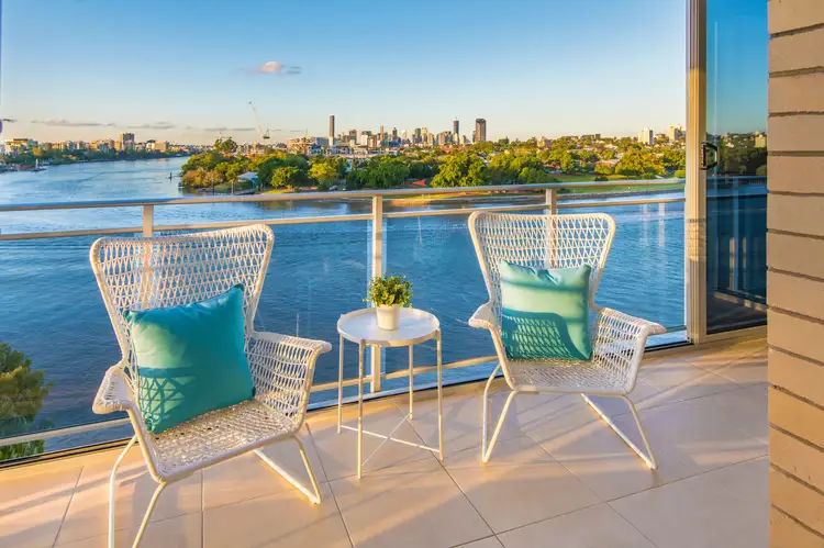 14/2 Sandford Street, St Lucia QLD 4067