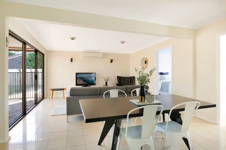 122 Blackman Parade, Unanderra NSW 2526