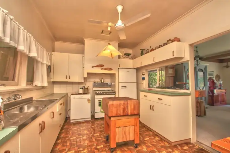 Fourth view of Homely house listing, 2 Sledmere Avenue, Cobram VIC 3644