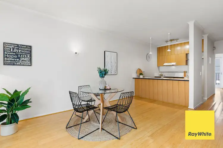 Third view of Homely apartment listing, 5/30 Miles Street, Southbank VIC 3006