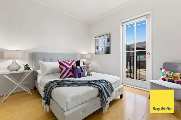 Fifth view of Homely apartment listing, 5/30 Miles Street, Southbank VIC 3006