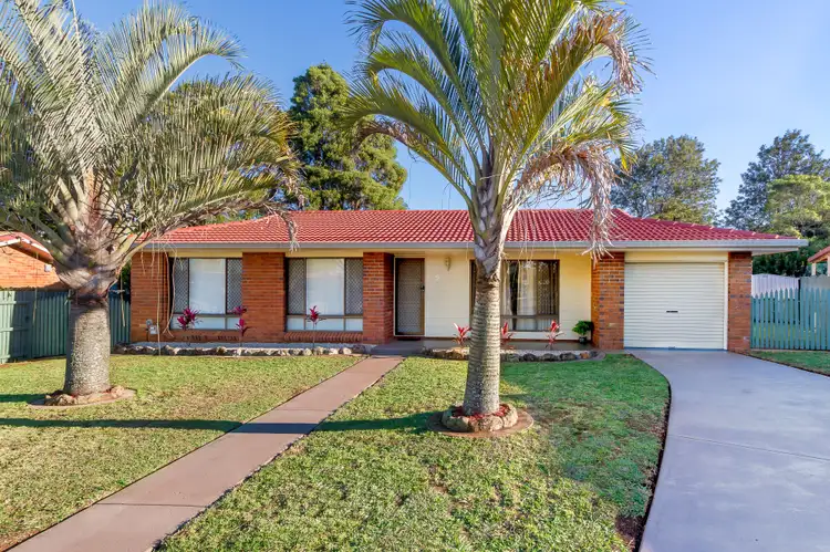9 Lavender Court, Centenary Heights QLD 4350