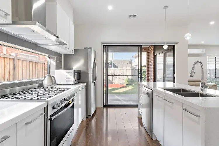 Fourth view of Homely house listing, 40 Doherty Way, Lalor VIC 3075
