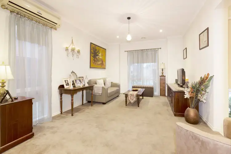 Second view of Homely house listing, 7/26 Pepperbush Crescent, Langwarrin VIC 3910
