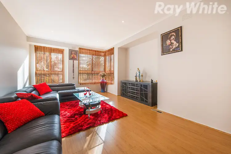 Fifth view of Homely house listing, 17 Dozey Place, Endeavour Hills VIC 3802