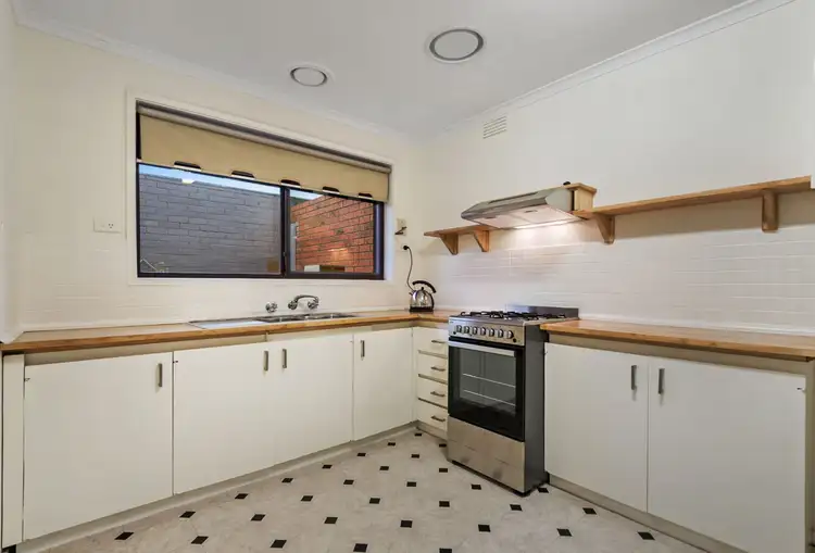 Seventh view of Homely unit listing, 2/18 Duffy Street, Reservoir VIC 3073