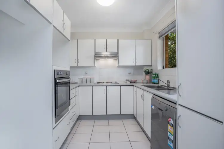 Sixth view of Homely unit listing, 2/42 Alva Terrace, Gordon Park QLD 4031
