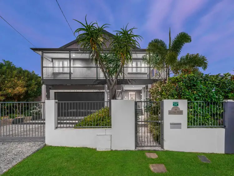 19 Alleena Street, Chermside QLD 4032