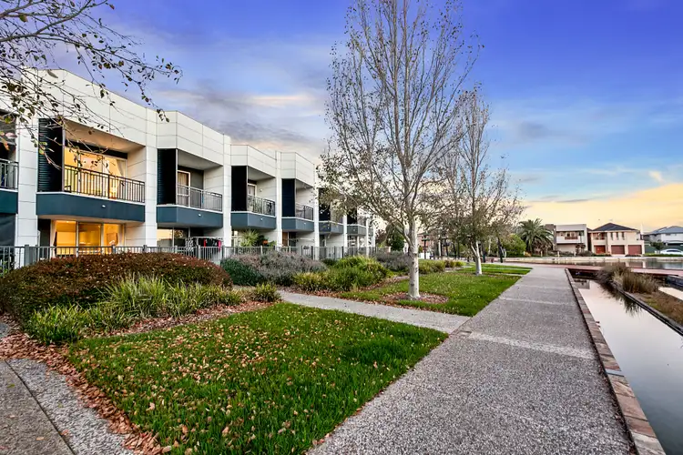 6/8-10 Marcella Lane, Mawson Lakes SA 5095