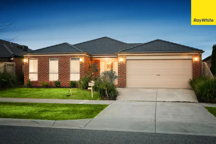 1 Azalea Avenue, Pakenham VIC 3810