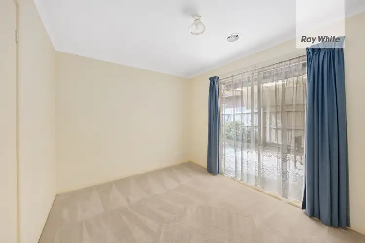 Fifth view of Homely house listing, 5 Amber Court, South Morang VIC 3752
