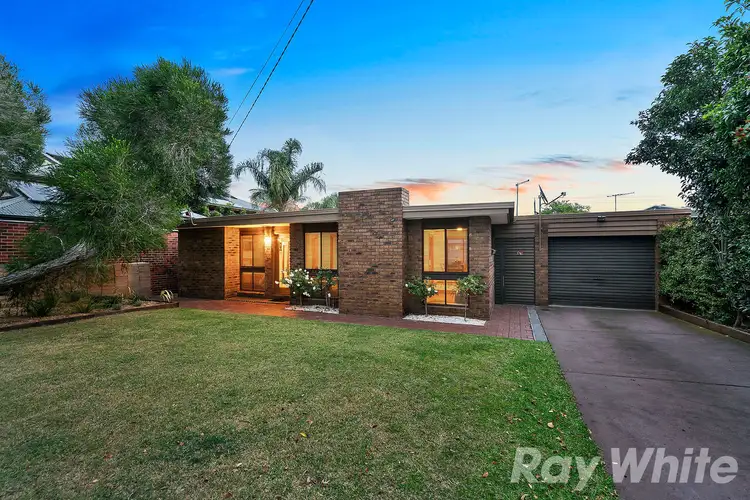 14 Kubis Crescent, Dingley Village VIC 3172
