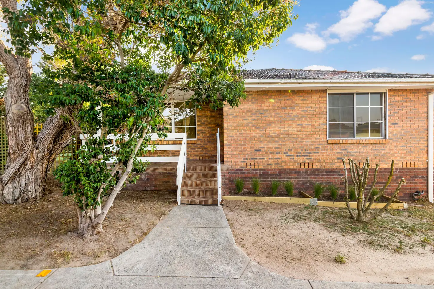 Main view of Homely unit listing, 1/115 Ferntree Gully Road, Mount Waverley VIC 3149