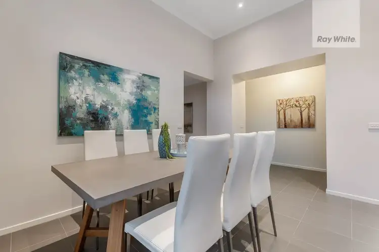 Sixth view of Homely house listing, 28 Emblem Way, Craigieburn VIC 3064
