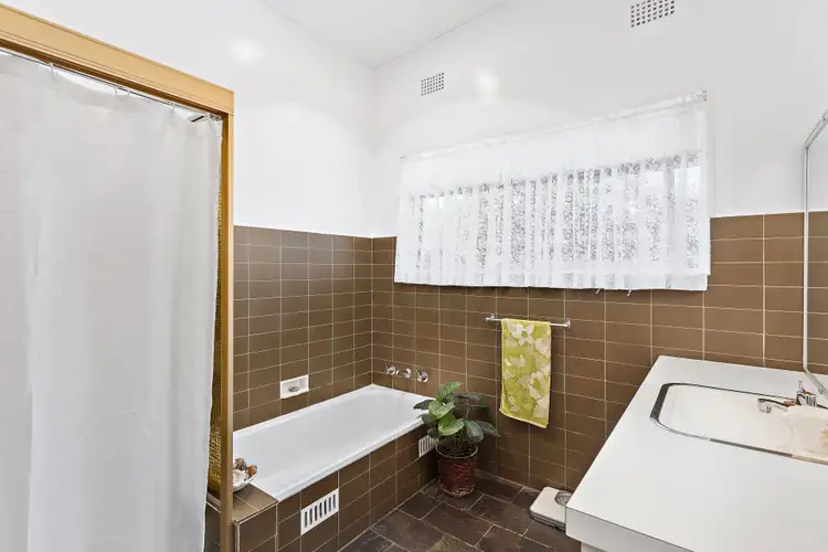 Fifth view of Homely house listing, 27 Spinks Road, East Corrimal NSW 2518