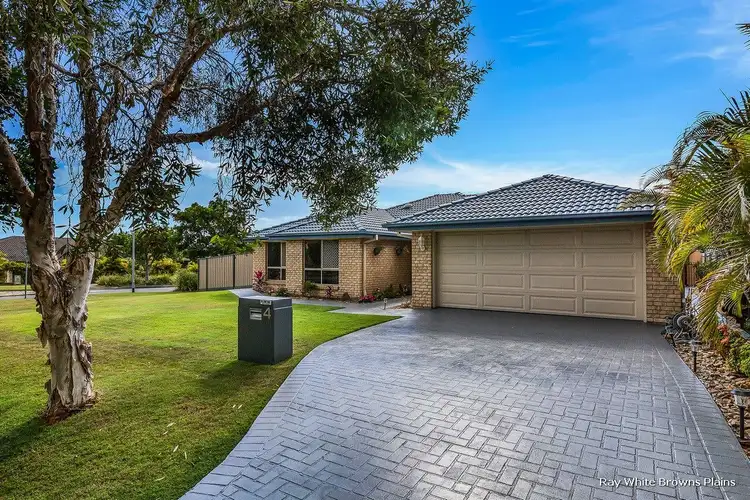 4 Watarrka Drive, Parkinson QLD 4115