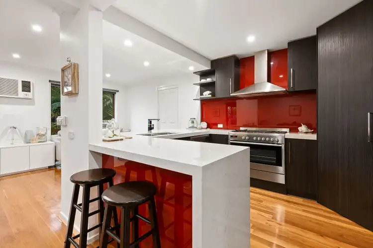 Third view of Homely house listing, 4 Oakhurst Court, Frankston VIC 3199