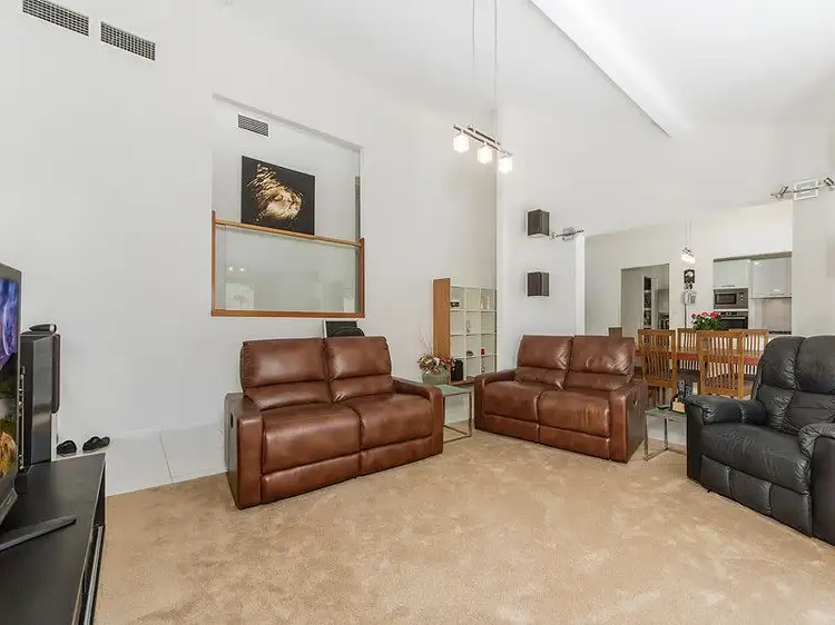 Sixth view of Homely house listing, 32 Freda Street, Ashmore QLD 4214