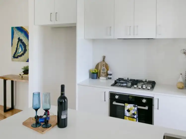 2/32 Pollard Street, Glendalough WA 6016