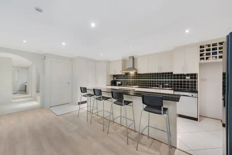 77 Canterbury Road, Glenfield NSW 2167