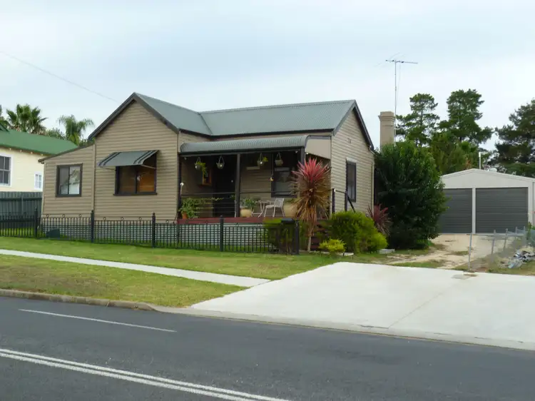 5 Rosslyn Street, Inverell NSW 2360