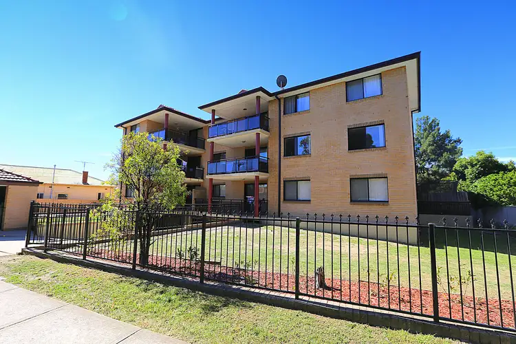 1/7-9 Chertsey Avenue, Bankstown NSW 2200