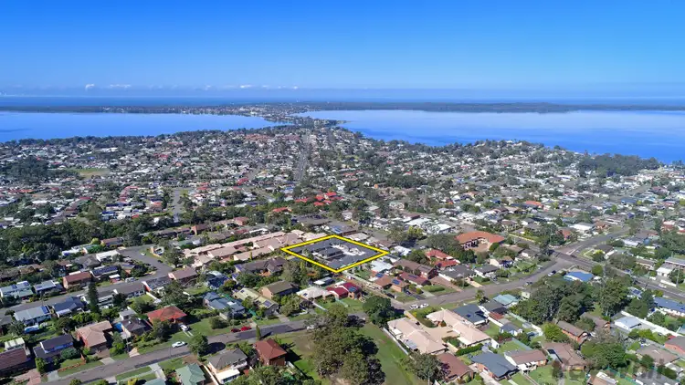 2/13 Skyline Street, Gorokan NSW 2263