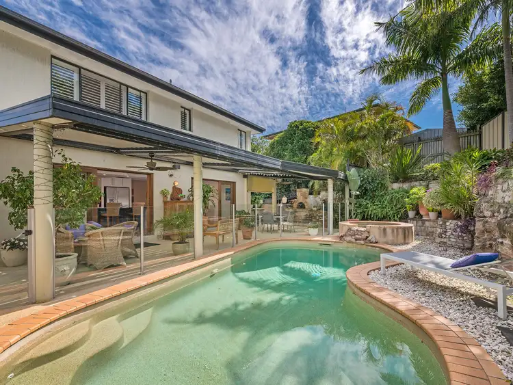 Second view of Homely house listing, 8 Piccadilly Place, Carindale QLD 4152