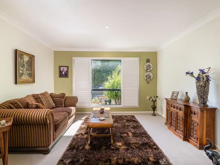Fourth view of Homely house listing, 8 Piccadilly Place, Carindale QLD 4152