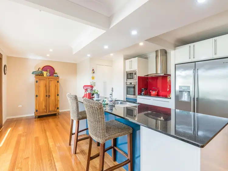 Fifth view of Homely house listing, 8 Piccadilly Place, Carindale QLD 4152