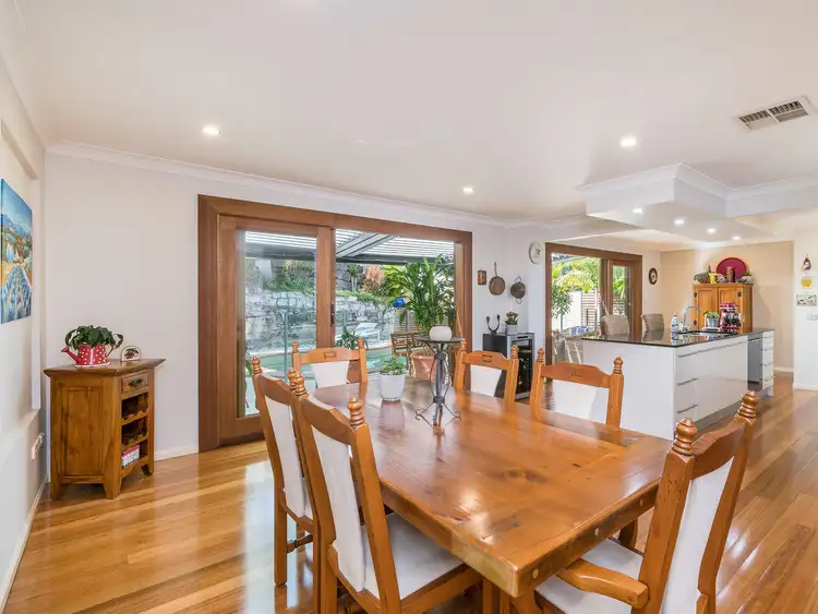 Sixth view of Homely house listing, 8 Piccadilly Place, Carindale QLD 4152
