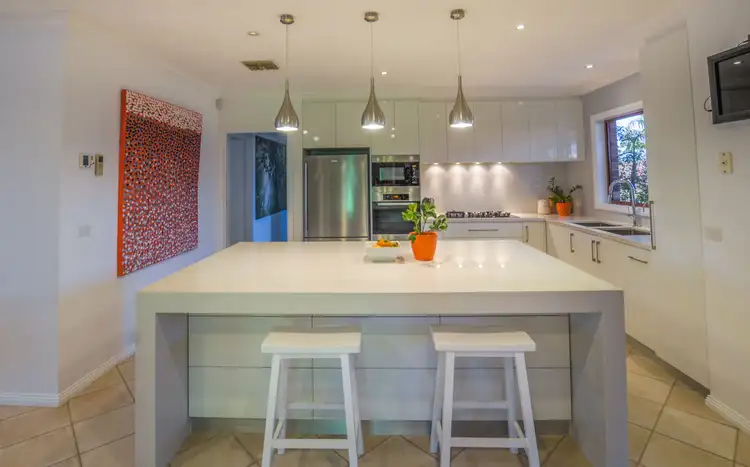 Seventh view of Homely house listing, 2 Parkview Drive, Echuca VIC 3564