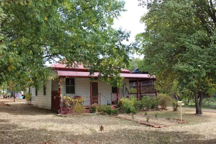 12 Dinoga Street, Bingara NSW 2404