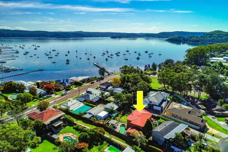 63a Patrick Crescent, Saratoga NSW 2251