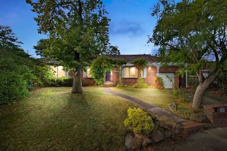 6 Bushbury Court, Hughesdale VIC 3166