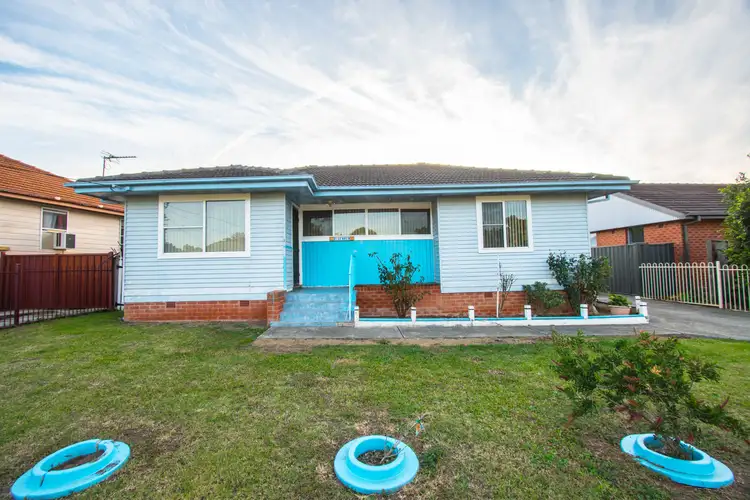 17 Mckay Street, Nowra NSW 2541