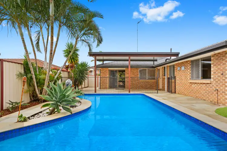 20 Volante Crescent, Mermaid Waters QLD 4218